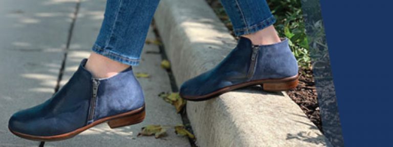 footwear etc with brandlock